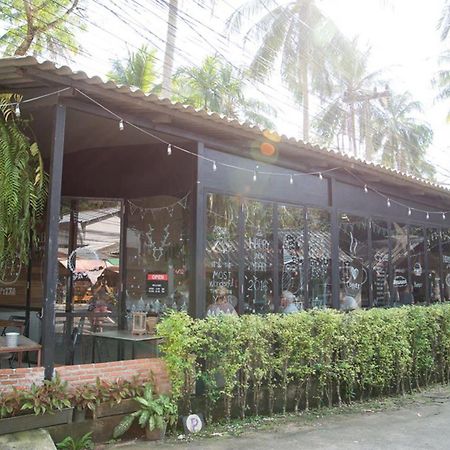 Sleepyowl Hostel Ban Bang Bao  Екстериор снимка